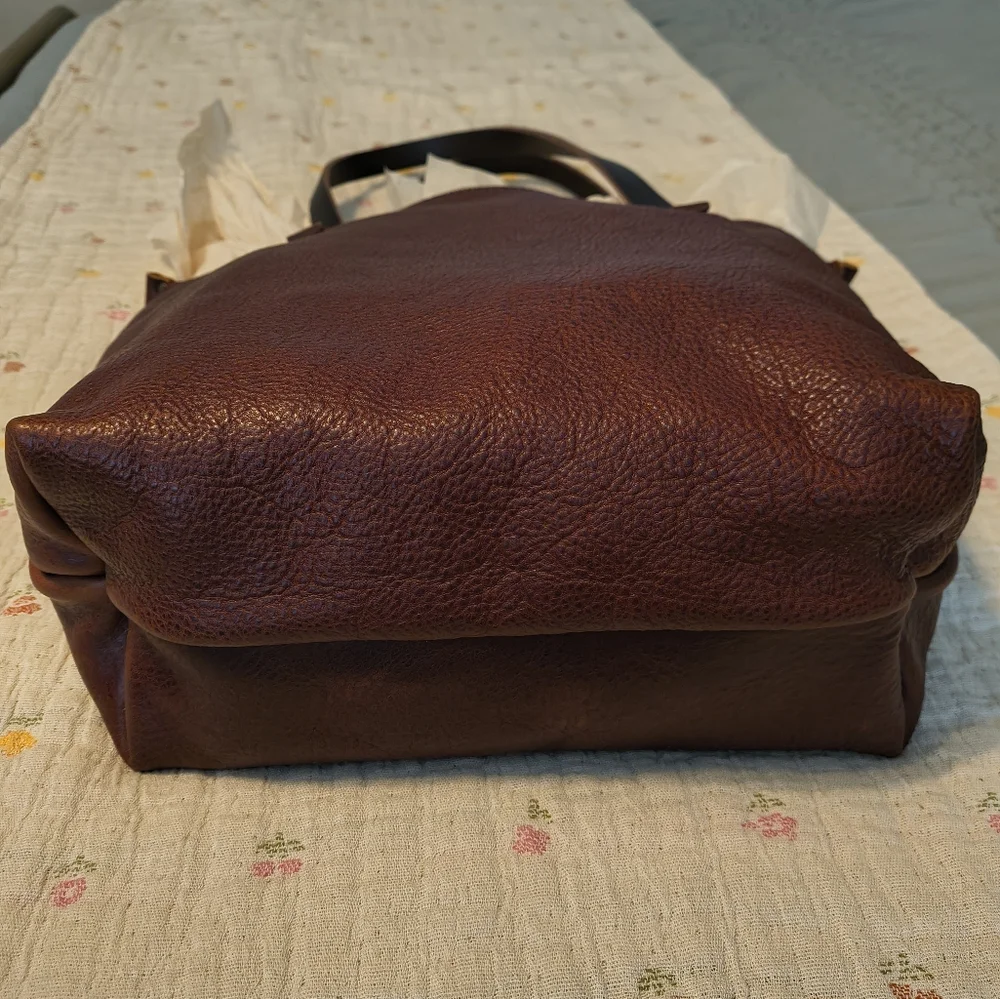 Portland Leather Goods Medium Zipper Tote - Picture 7 of 10